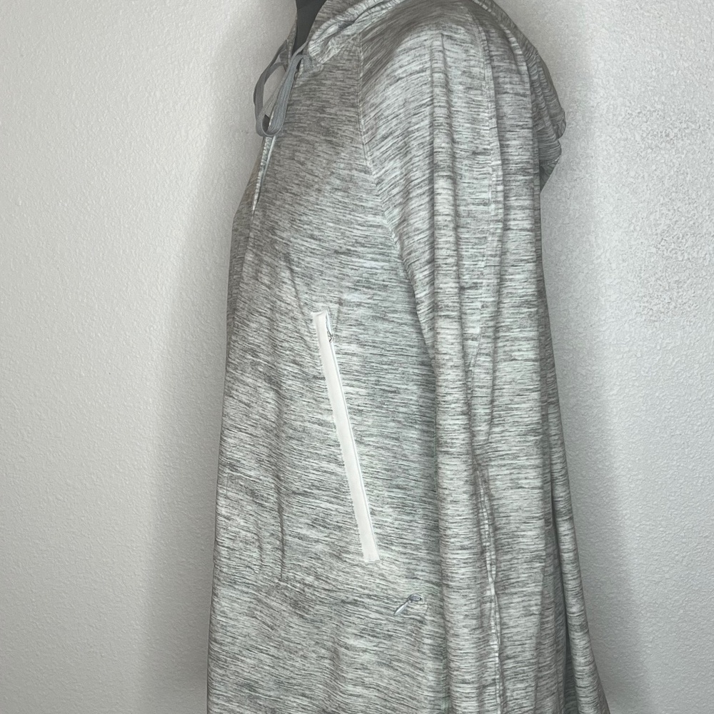 Lululemon Rain/Lightweight Jacket - image 3